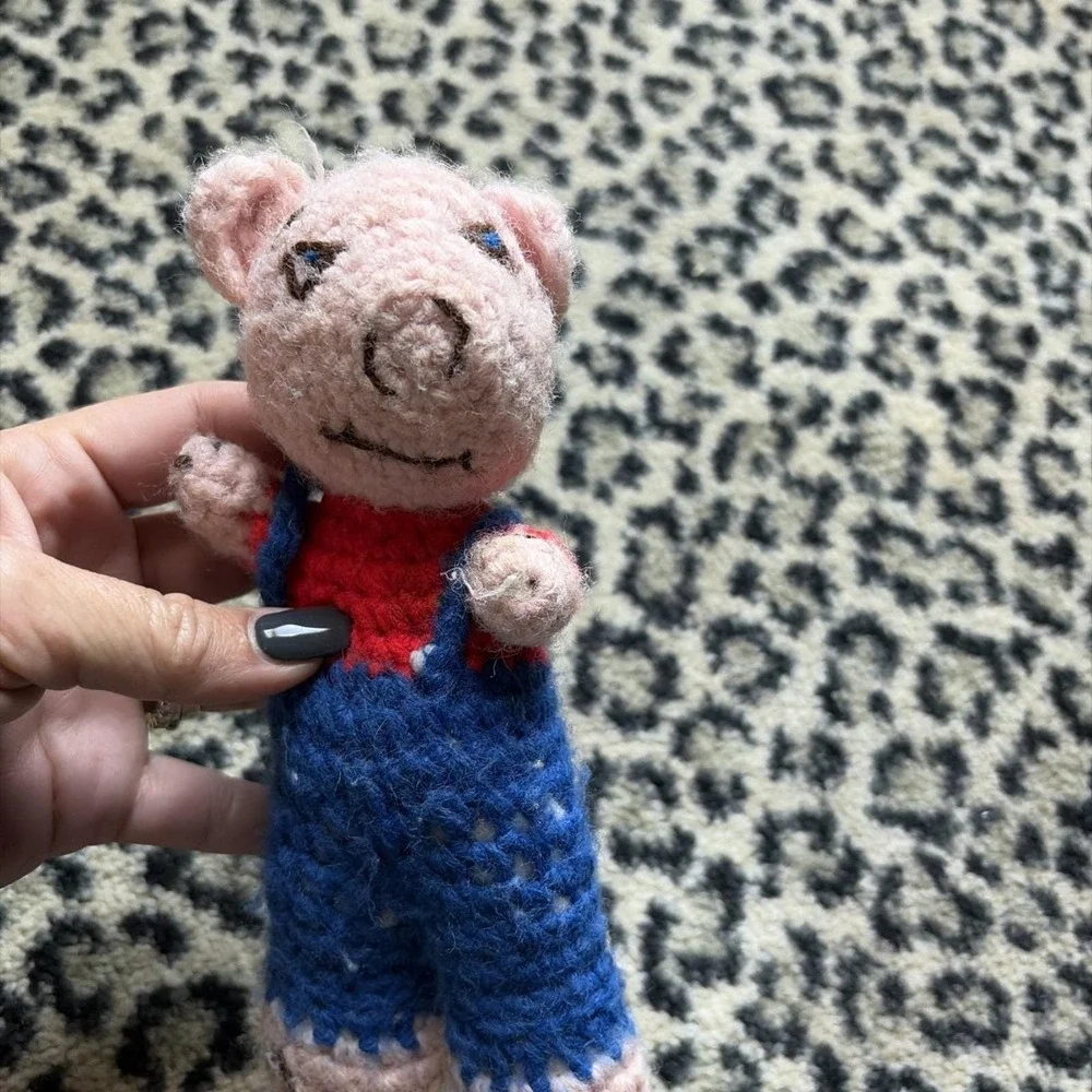 Hand Crocheted Big Bad Wolf & The Three Little Pigs -‎ VTG Nursery Child Room